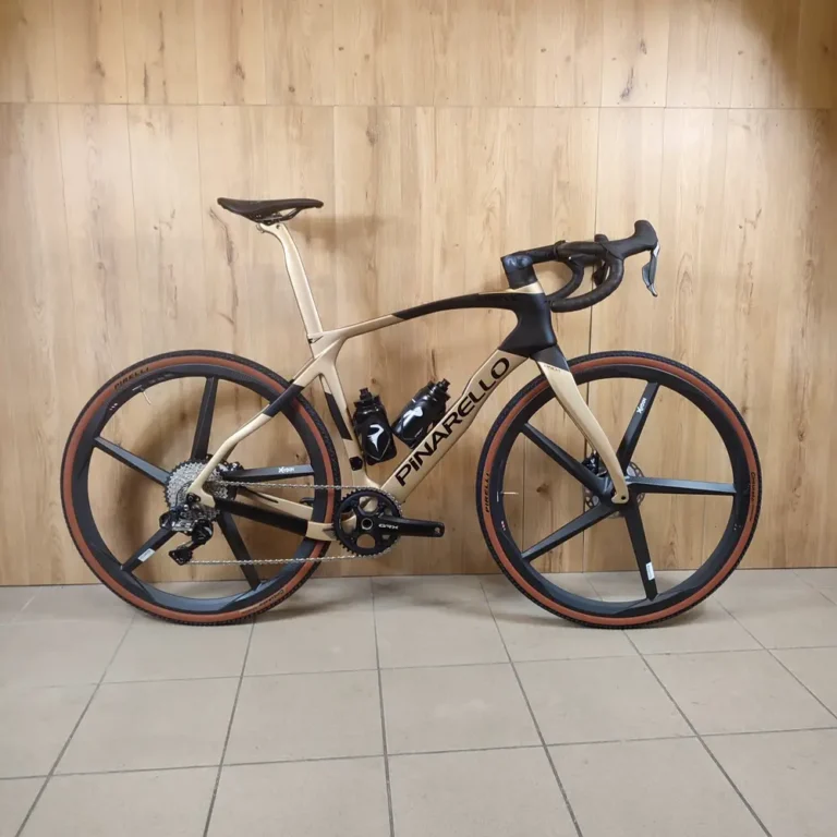 PINARELLO Grevil F (2024)
