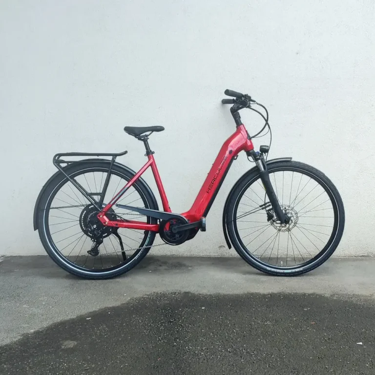 HERCULES Futura I-9; red metallic-glossy; Wave (2025)