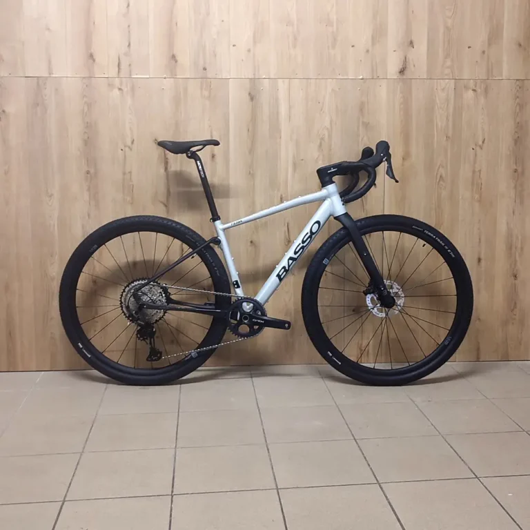 BASSO Tera (2025)