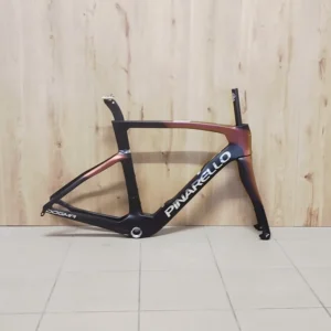 PINARELLO Dogma F - luxter red gold (2025)