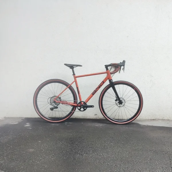 BND Customized Gravel - black/darkbrown