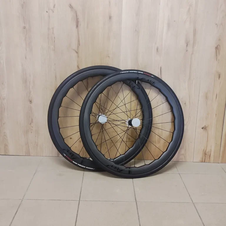 PANCHO Aero Rush / Laufräder