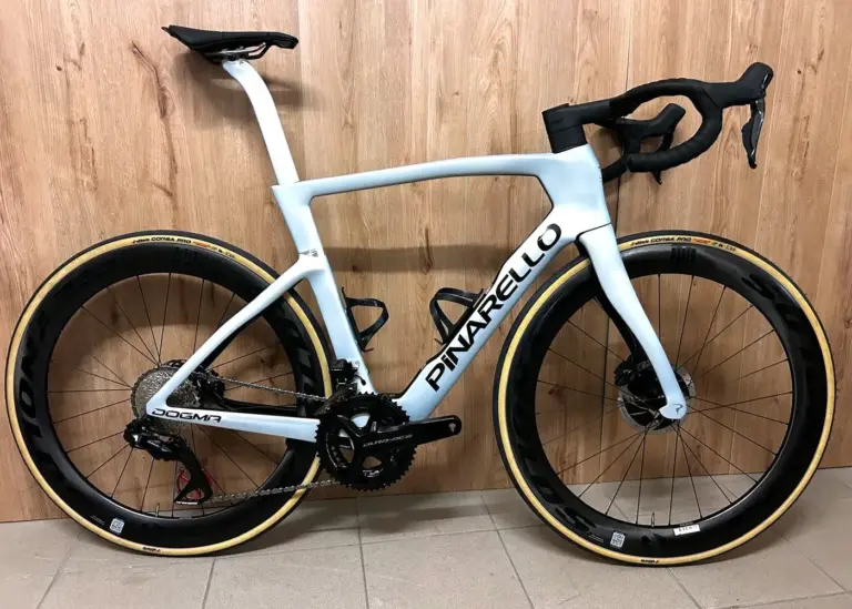 PINARELLO Dogma F (2026)