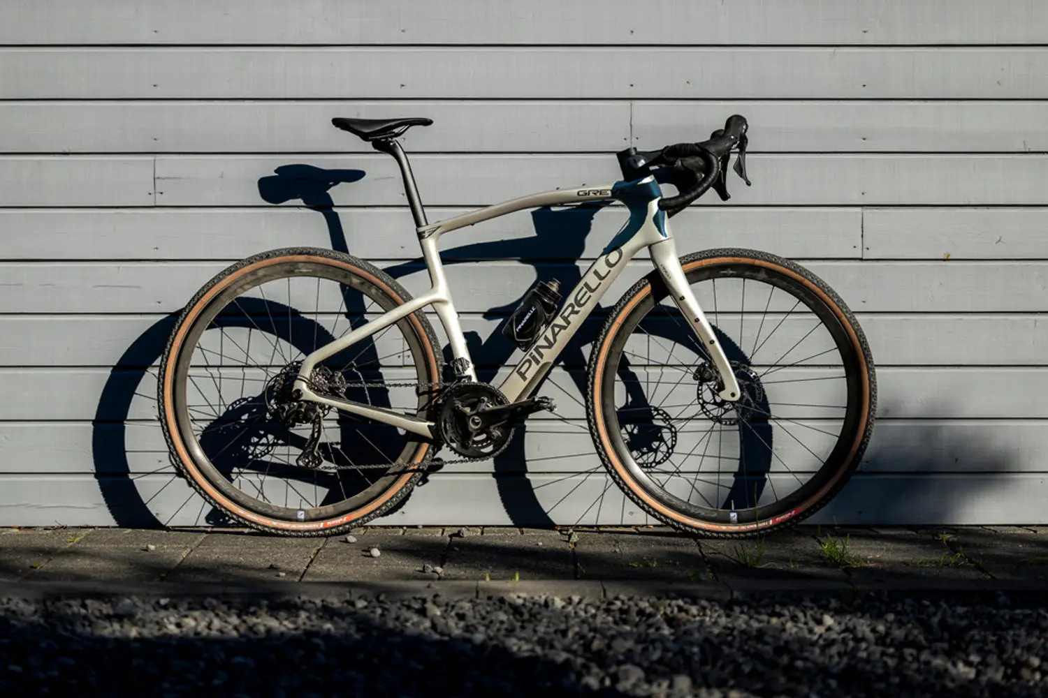 PINARELLO Grevil F1 (2026)